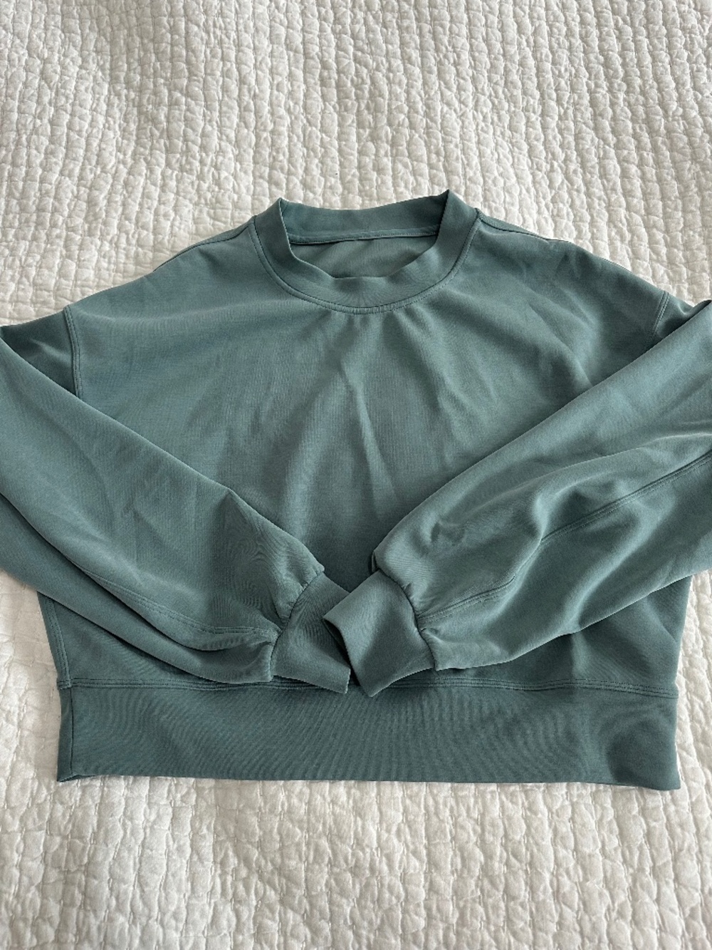 Lululemon Softstreme Perfectly Oversized Cropped Crew Size 4